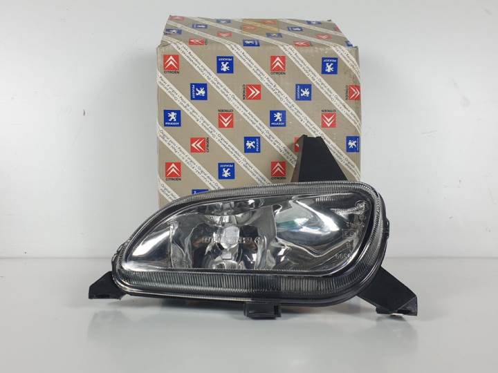 FARO ANTINIEBLA IZQUIERDO 39050748 CITROEN XANTIA BERLINA Autodesguaces Alicante