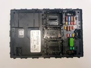 CAJA RELES / FUSIBLES HU5T15604BC FORD FIESTA (CE1) Autodesguaces Alicante