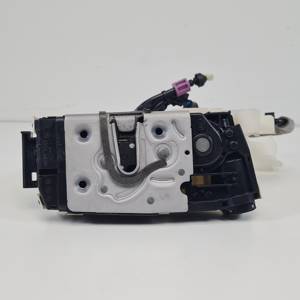 CERRADURA PUERTA DELANTERA IZQUIERDA A2047202535 MERCEDES CLASE E (W212) FAMILIAR Autodesguaces Alicante