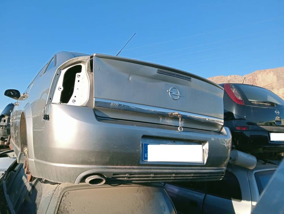 CERRADURA MALETERO / PORTON
