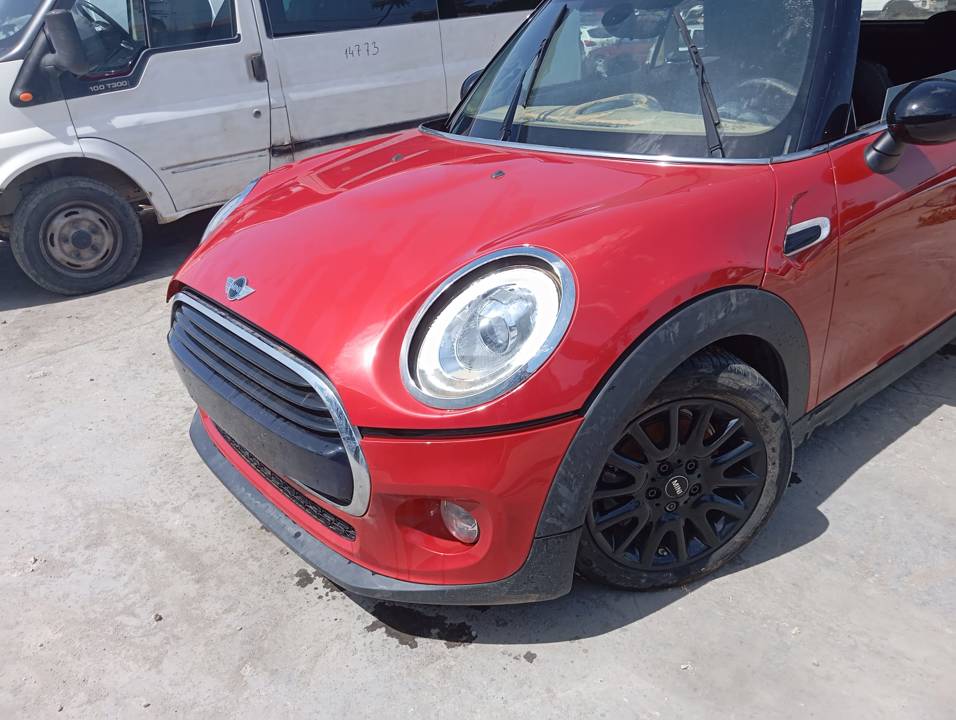 PARAGOLPES DELANTERO