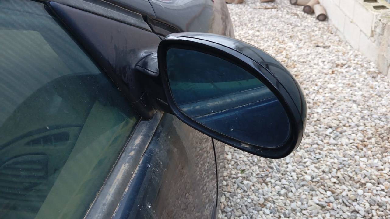 RETROVISOR DERECHO