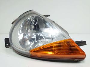 FARO DERECHO FORD STREETKA (CCS) Autodesguaces Alicante