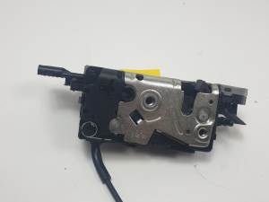 CERRADURA PUERTA DELANTERA DERECHA 24095816 CITROEN C4 PICASSO Autodesguaces Alicante