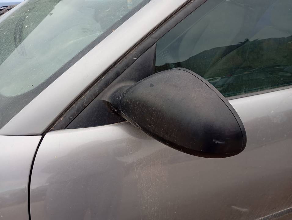 RETROVISOR IZQUIERDO