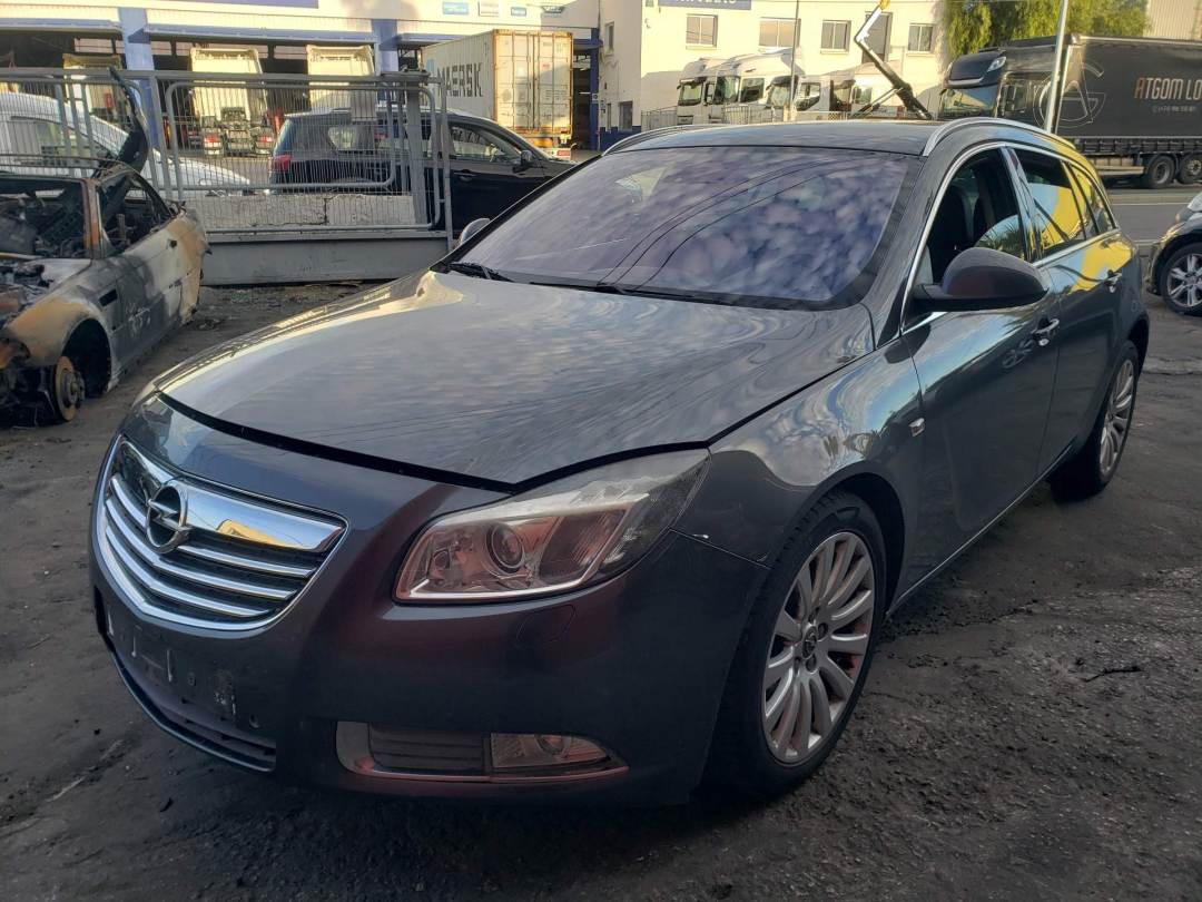 OPEL INSIGNIA SPORTS TOURER (2008 - 2013)