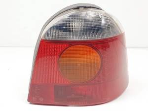 PILOTO TRASERO DERECHO 7700820014 RENAULT TWINGO (X06,C06) Autodesguaces Alicante