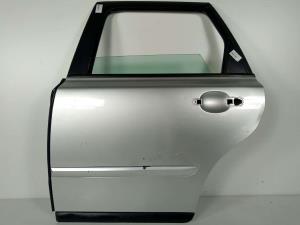 PUERTA TRASERA IZQUIERDA VOLVO V50 FAMILIAR Autodesguaces Alicante