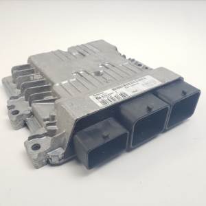 CENTRALITA MOTOR UCE S180133007E FORD FOCUS LIM. (CB8) Autodesguaces Alicante