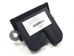 CERRADURA MALETERO / PORTON 1K8827505B VOLKSWAGEN SCIROCCO (137) Autodesguaces Alicante
