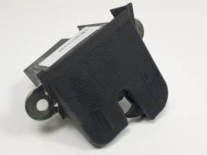 CERRADURA MALETERO / PORTON 309827645 VOLKSWAGEN GOLF PLUS (5M1) Autodesguaces Alicante