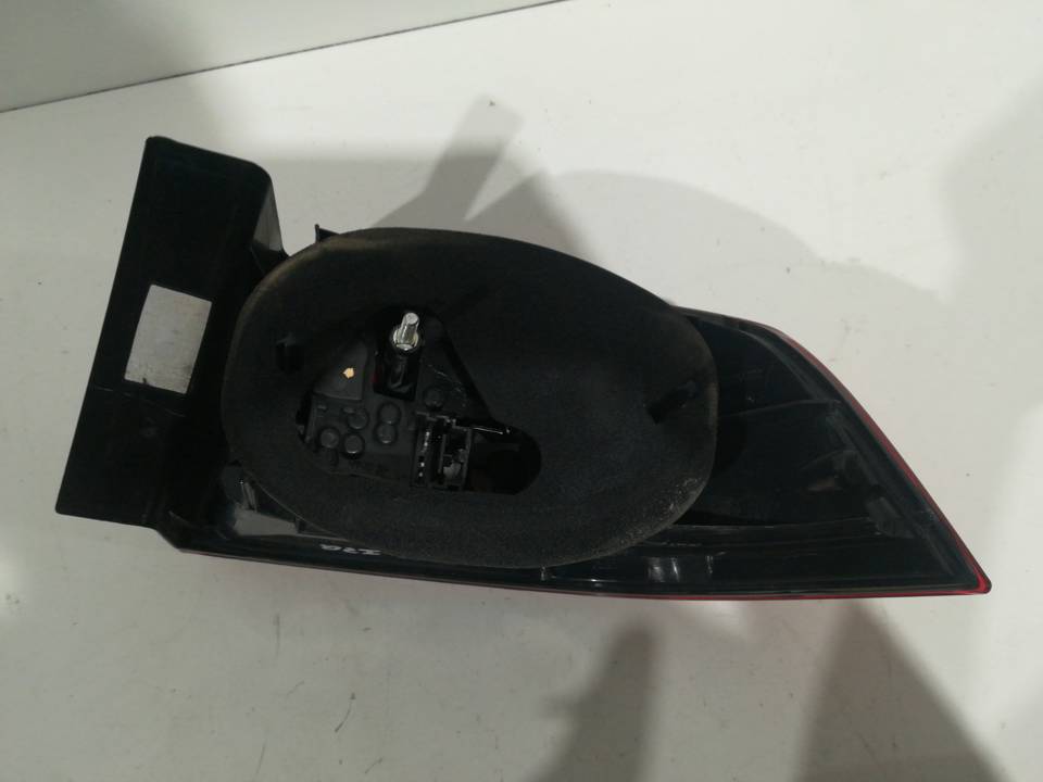 PILOTO TRASERO IZQUIERDO