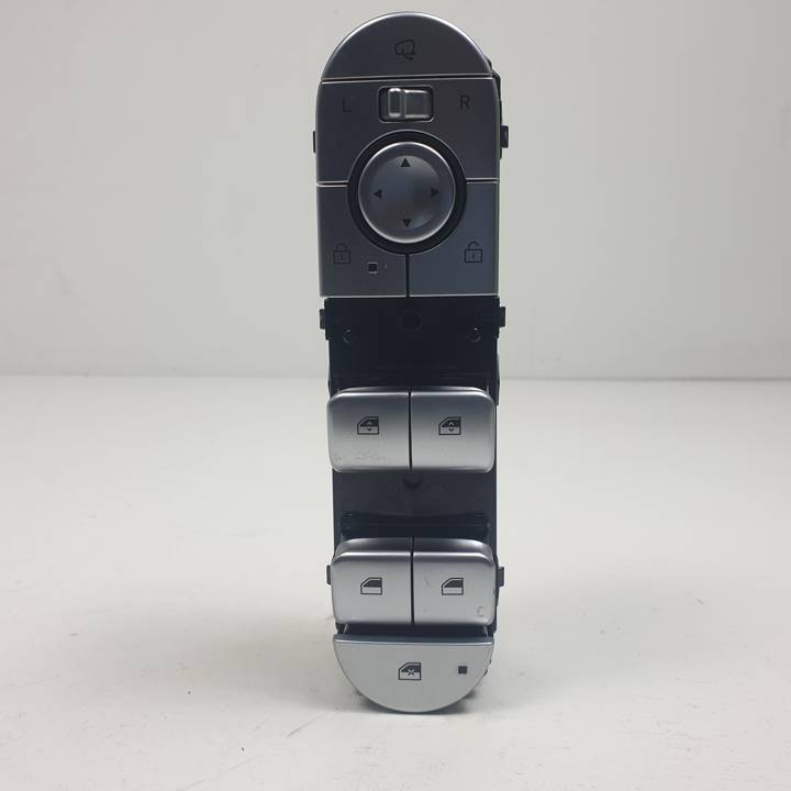 MANDO ELEVALUNAS DELANTERO IZQUIERDO 93571GI850 HYUNDAI IONIQ 5 Autodesguaces Alicante