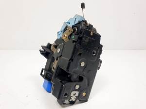 CERRADURA PUERTA DELANTERA DERECHA 3D1837016 SKODA OCTAVIA BERLINA (1Z3) Autodesguaces Alicante