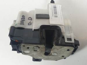 CERRADURA PUERTA DELANTERA DERECHA 46803510 FIAT PANDA (169) Autodesguaces Alicante