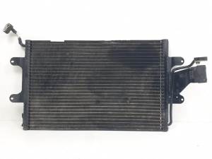 CONDENSADOR / RADIADOR AIRE ACONDICIONADO 6K0820411A SEAT IBIZA (6K1) Autodesguaces Alicante