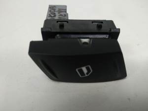 MANDO ELEVALUNAS TRASERO IZQUIERDO 1Z0959855 SKODA YETI Autodesguaces Alicante