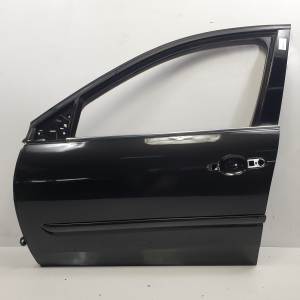 PUERTA DELANTERA IZQUIERDA RENAULT LAGUNA GRANDTOUR III Autodesguaces Alicante