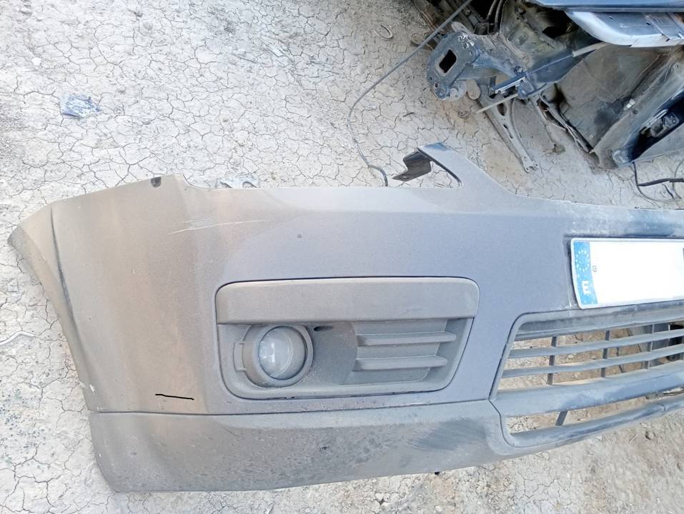 PARAGOLPES DELANTERO