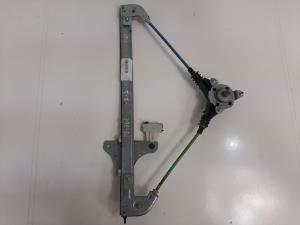 ELEVALUNAS TRASERO IZQUIERDO OPEL AGILA Autodesguaces Alicante
