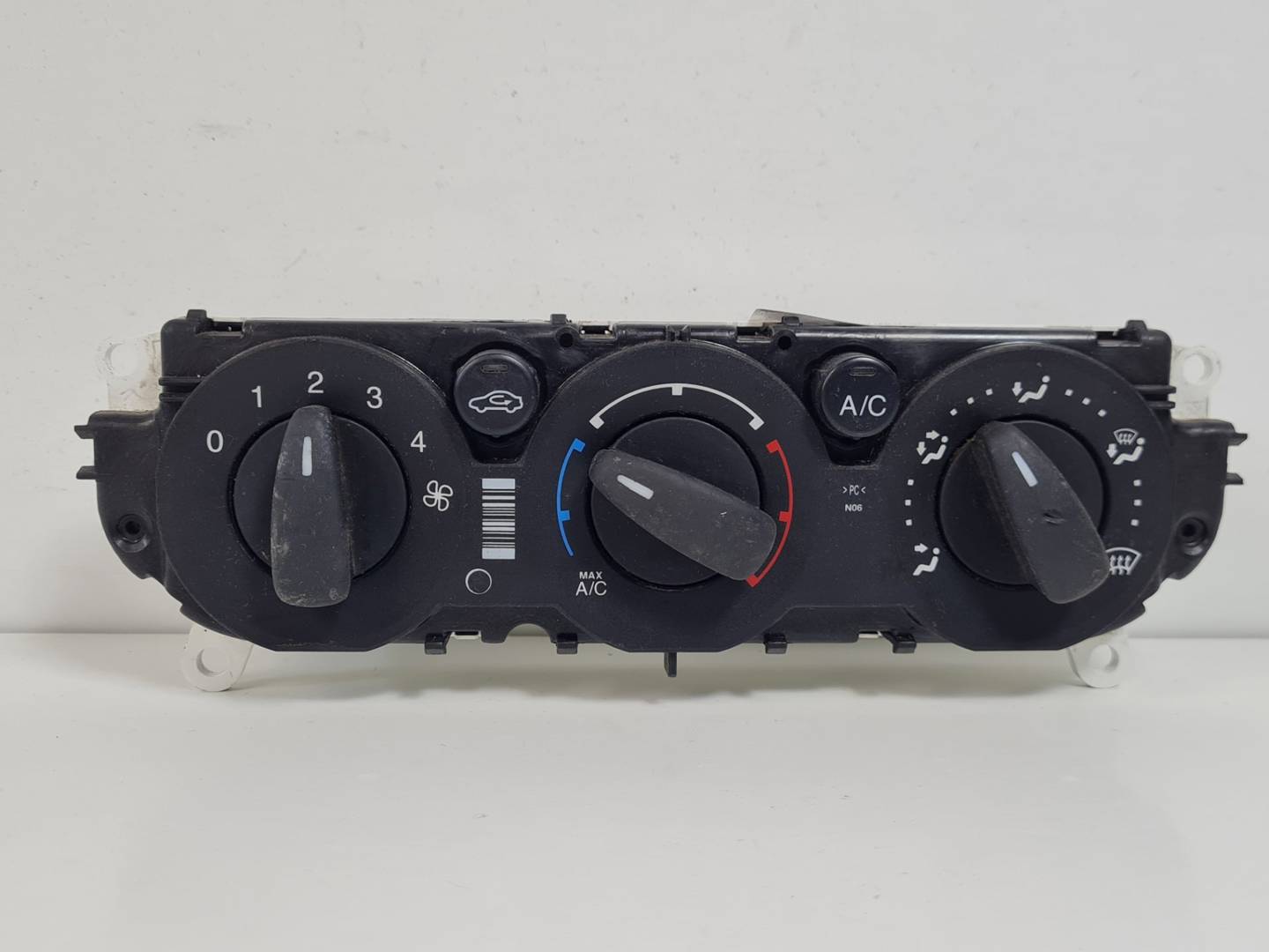 MANDO CALEFACCION / AIRE ACONDICIONADO - BM5T18549 - FORD - FOCUS LIM. (CB8)