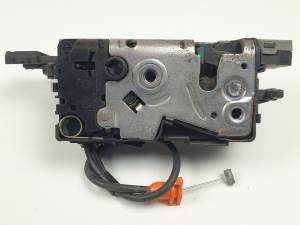 CERRADURA PUERTA TRASERA DERECHA 24103158 CITROEN C4 PICASSO Autodesguaces Alicante