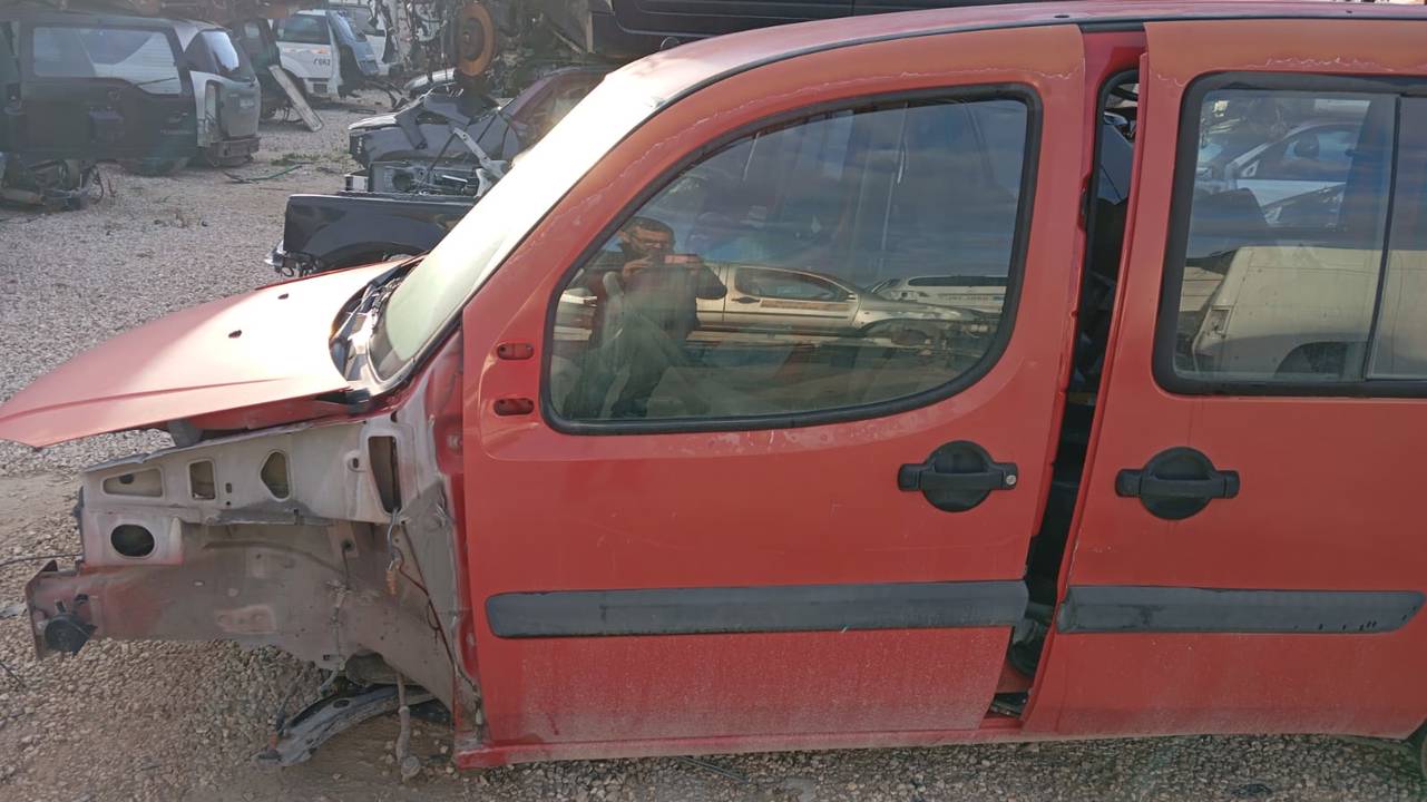 CERRADURA PUERTA DELANTERA IZQUIERDA