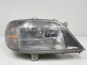FARO DERECHO MERCEDES SPRINTER 02.00 -> CAJA CERRADA, TECHO ELEVADO Autodesguaces Alicante