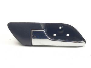MANETA INTERIOR TRASERA IZQUIERDA ACA68402 OPEL ASTRA H BERLINA Autodesguaces Alicante