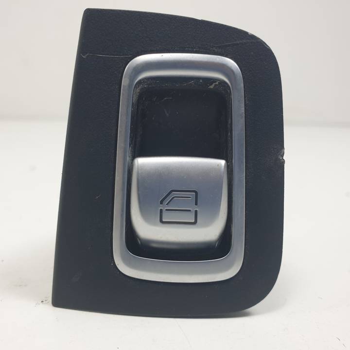 MANDO ELEVALUNAS TRASERO IZQUIERDO A2057370900 MERCEDES MERCEDES CLASE C BERLINA (W205) (2015 - 2023) Autodesg