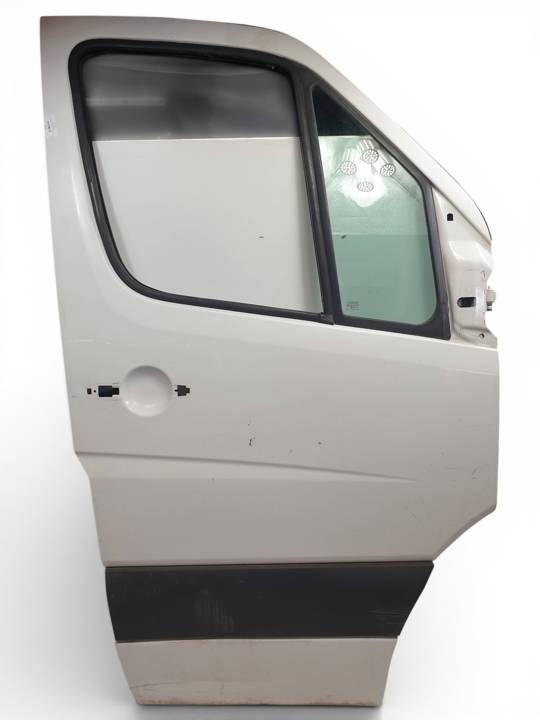 PUERTA DELANTERA DERECHA VOLKSWAGEN CRAFTER CAJA CERRADA Autodesguaces Alicante