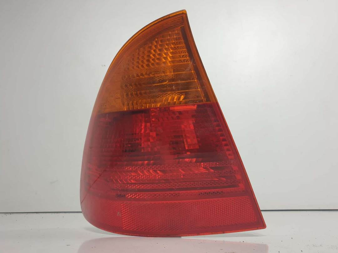 PILOTO TRASERO IZQUIERDO - 28670102 - BMW - SERIE 3 TOURING (E46)