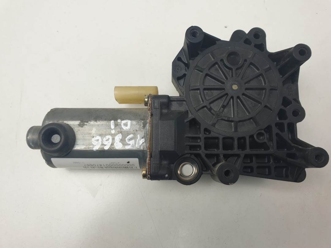 MOTOR ELEVALUNAS DELANTERO IZQUIERDO - 0130821792 - FORD - MONDEO BERLINA (GD)