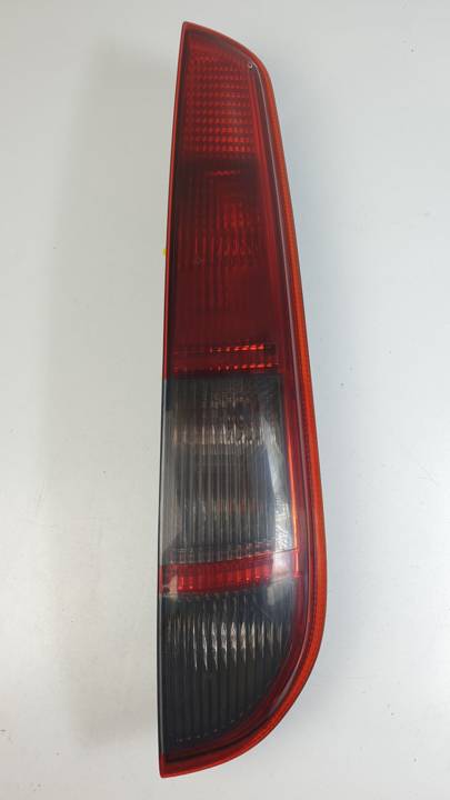 PILOTO TRASERO DERECHO 4M5113404F FORD FOCUS SPORTBREAK (CAP) Autodesguaces Alicante
