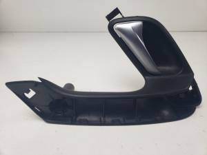 MANETA INTERIOR TRASERA IZQUIERDA 6R0867179K VOLKSWAGEN POLO (6C1) Autodesguaces Alicante
