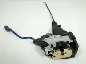 CERRADURA PUERTA TRASERA DERECHA TOYOTA RAV 4 (A2) Autodesguaces Alicante