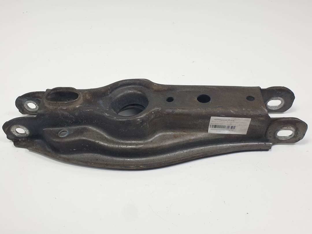 BRAZO SUSPENSION INFERIOR TRASERO DERECHO - 676442003 - BMW - SERIE 1 BERLINA (E81/E87)