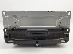 SISTEMA AUDIO / RADIO CD P68210556A FIAT FREEMONT (345) Autodesguaces Alicante
