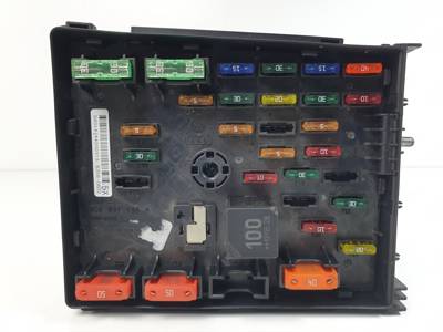 CAJA RELES / FUSIBLES 3C0937125A AUDI Q3 (8U) (2011 - 2018) Autodesguaces Alicante