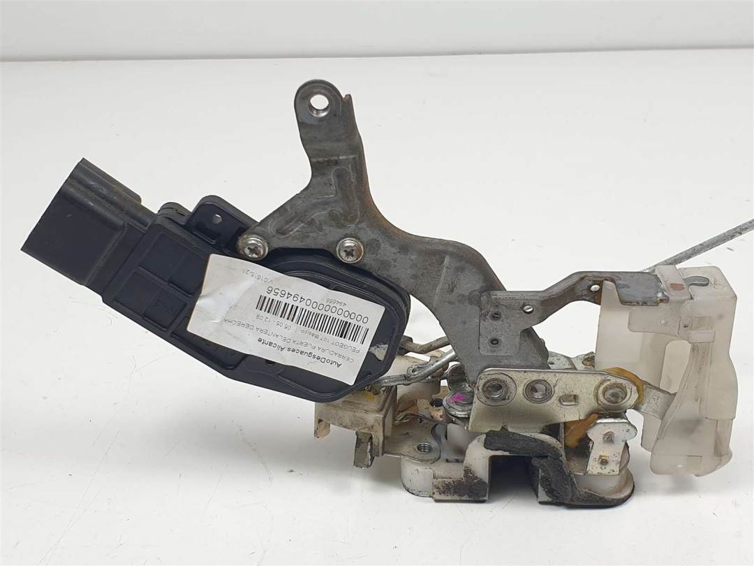 Serrure de porte avant droite - PEUGEOT - 107