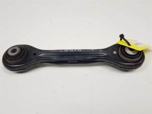BRAZO SUSPENSION SUPERIOR TRASERO DERECHO 677798005 BMW SERIE 1 BERLINA (E81/E87) Autodesguaces Alicante