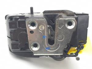 CERRADURA PUERTA TRASERA DERECHA NISSAN QASHQAI+2 (JJ10) Autodesguaces Alicante