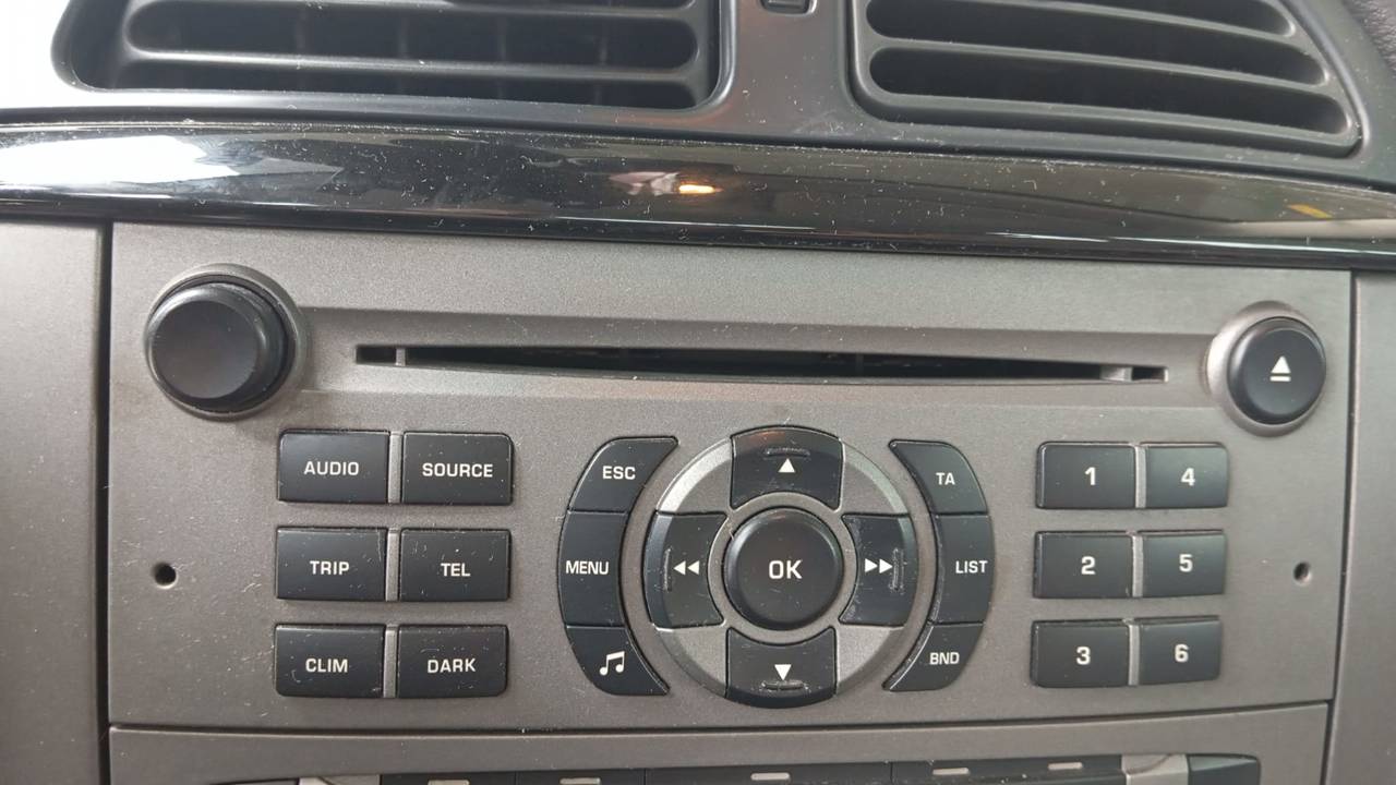 SISTEMA AUDIO / RADIO CD