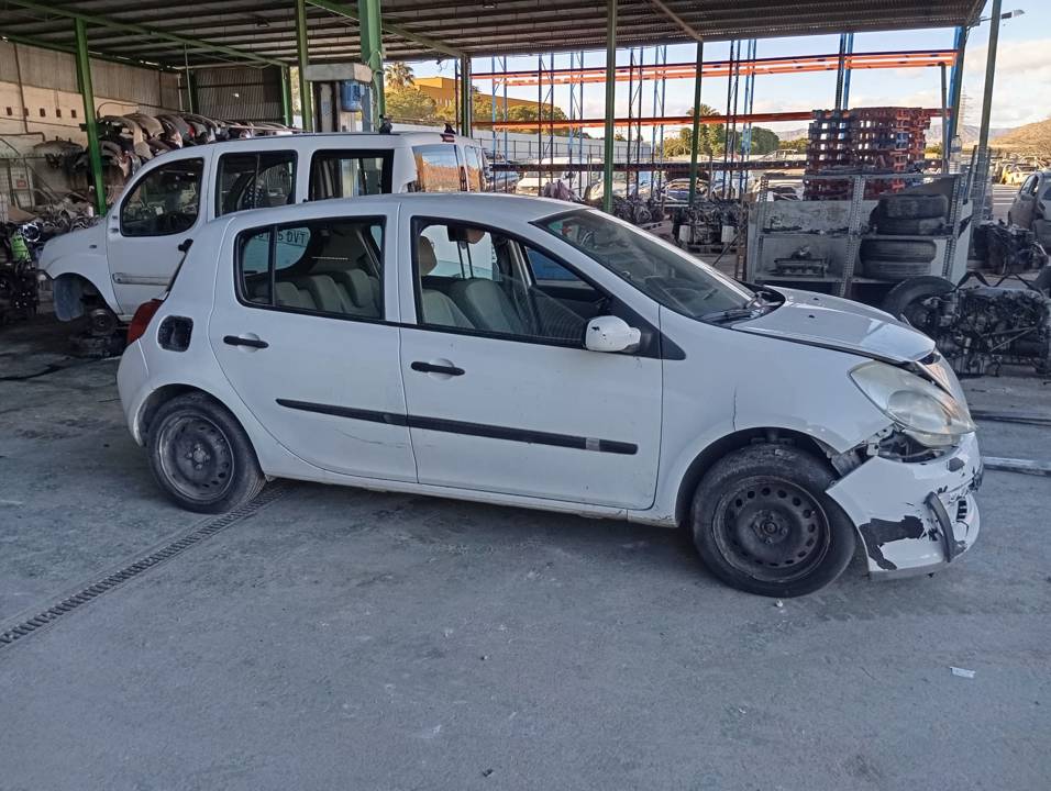 ELEVALUNAS DELANTERO DERECHO