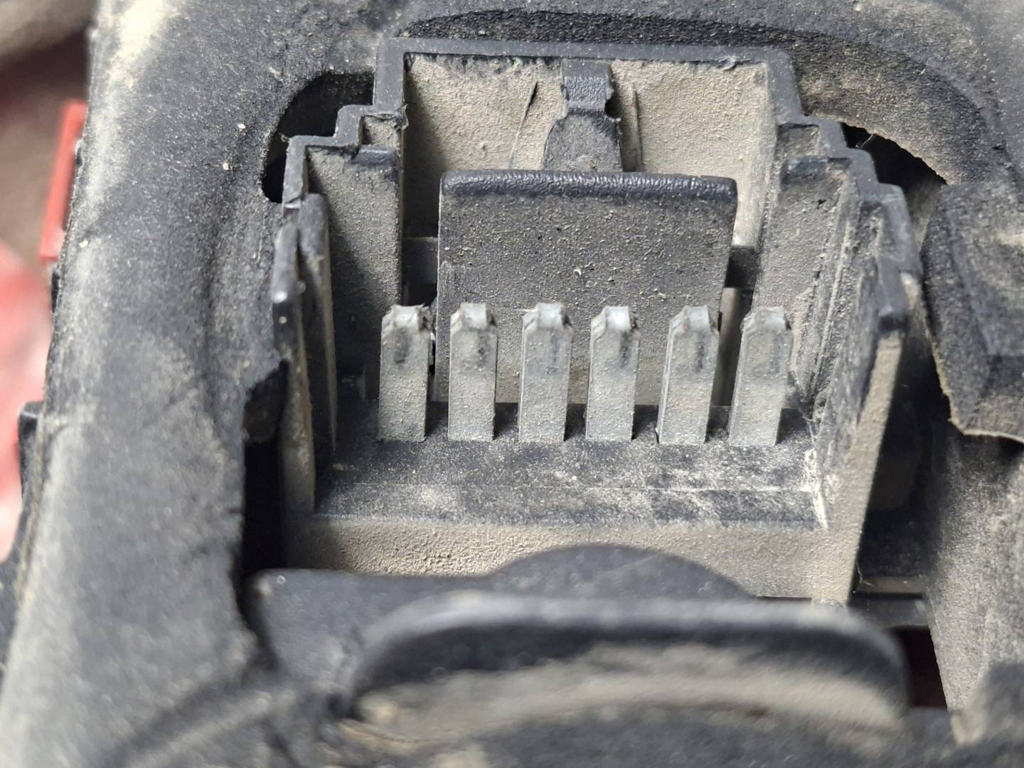 Foto 3 de Piloto Trasero Derecho Renault Clio II Fase II (b/cb0) (2001–2005)