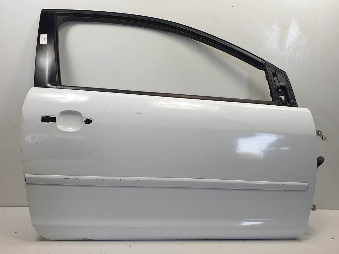 PUERTA DELANTERA DERECHA - FORD - FOCUS BERLINA (CAP)