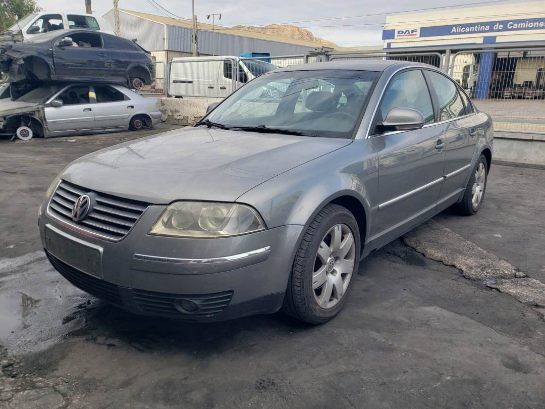 VOLKSWAGEN PASSAT BERLINA (3B3) (2000 - 2005)