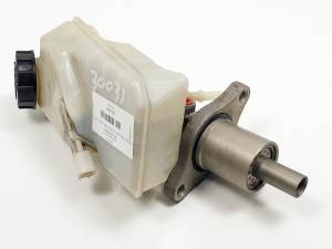 BOMBA FRENO 03350886561 FORD KUGA (CBV) Autodesguaces Alicante