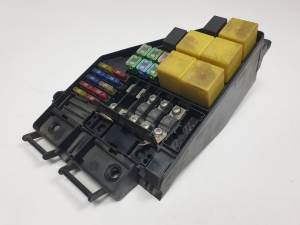 CAJA RELES / FUSIBLES MG ROVER MG ZR (F/RF) Autodesguaces Alicante