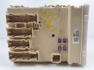 CAJA RELES / FUSIBLES 8922142300 TOYOTA RAV 4 (A4) Autodesguaces Alicante
